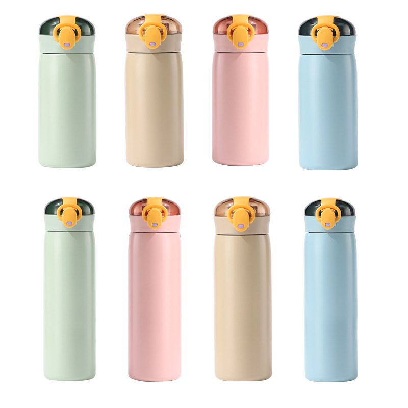 Kids Vacuum Cup with Flip Lid view